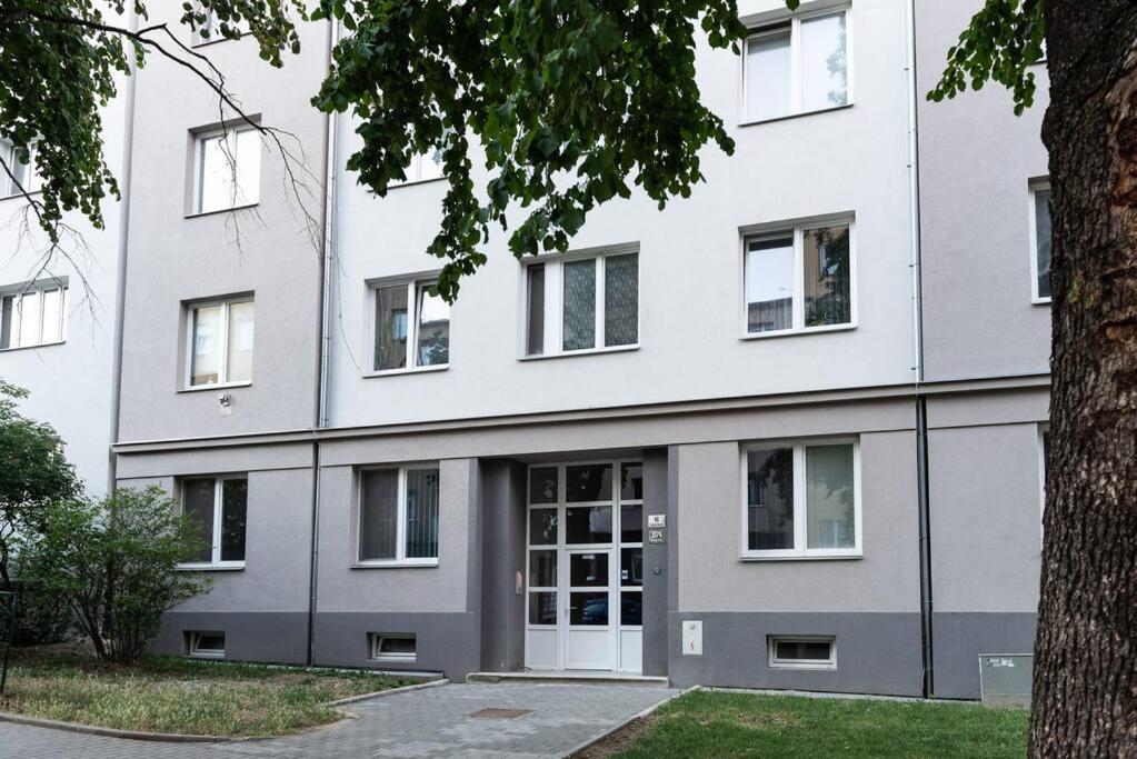 Tranquility Apartement - Brno Extérieur photo